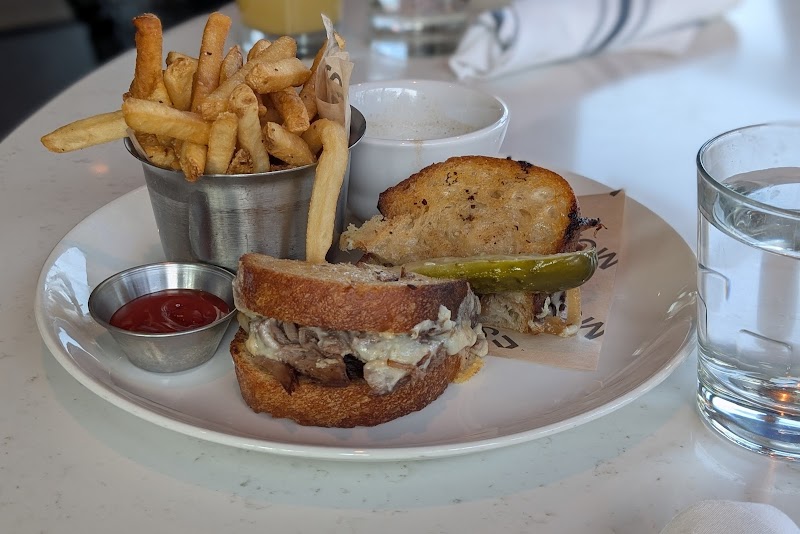 Moxies South Edmonton Common Restaurant
